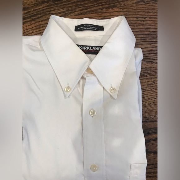 Kirkland Signature Extra Long 100% Cotton Non-Iron White Dress Shirt—Neck 16 - Picture 2 of 3